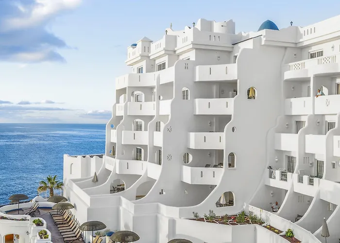 Apartahotel Santa Barbara Golf&ocean Club 4*