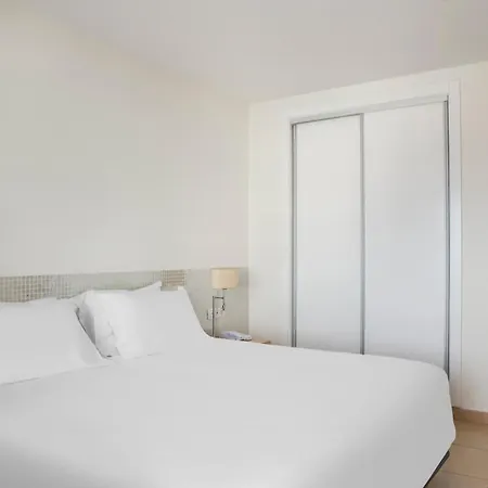 Апарт-отель Santa Barbara Golf And Ocean Club Сан Мигель