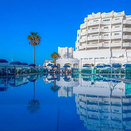 Aparthotel Santa Barbara Golf And Ocean Club 4*